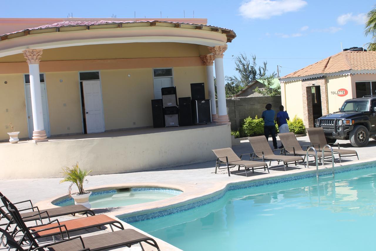 Odivin Hotel Luxury Suite Gonaives Exterior photo